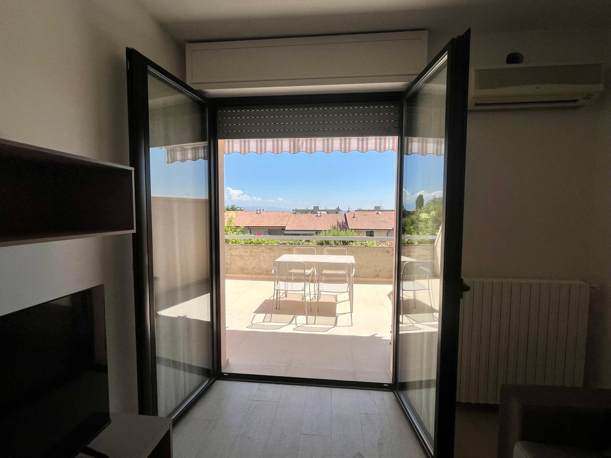 Kristall Lago Residence 데센자노델가르다 외부 사진